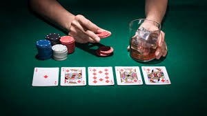 Trik Terbaru Memainkan Poker Online